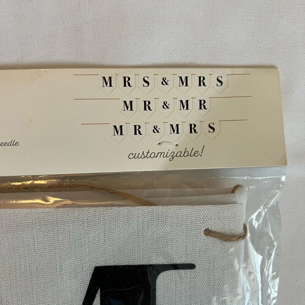 Mr. & Mrs. Wedding Banner white black NEW 3 for $20